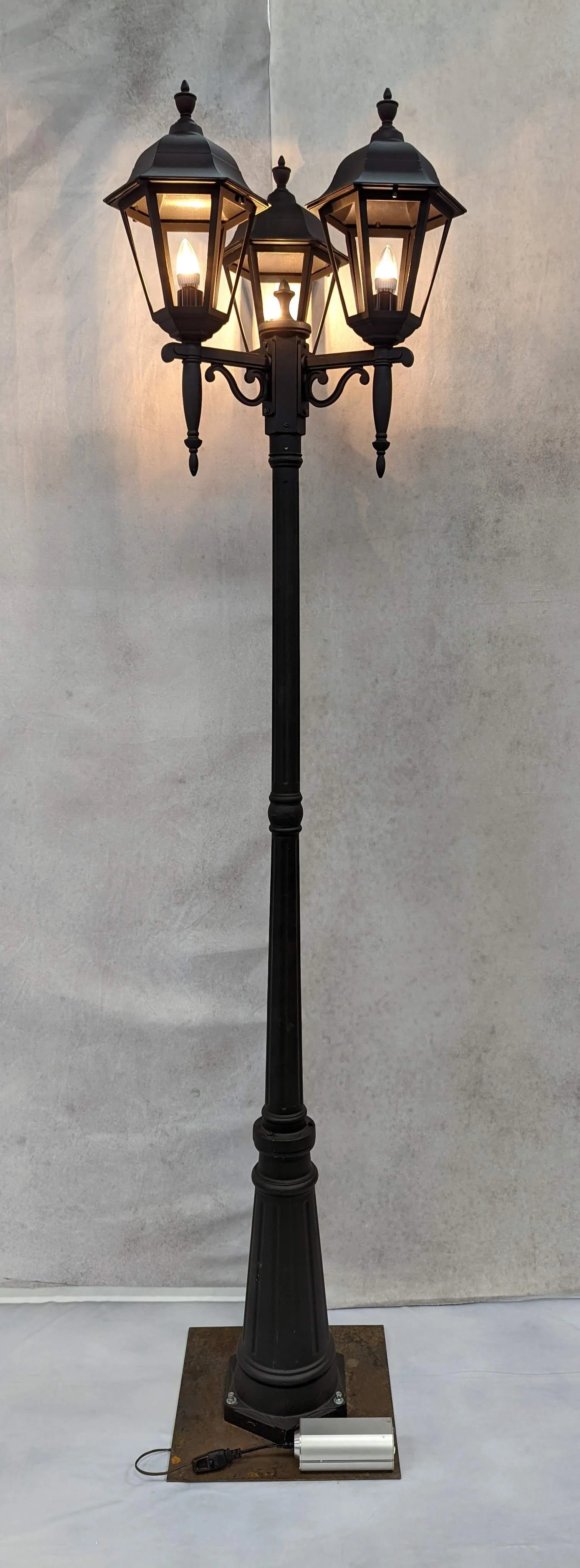 Battery Powered Lamppost 8ft PHOS Events